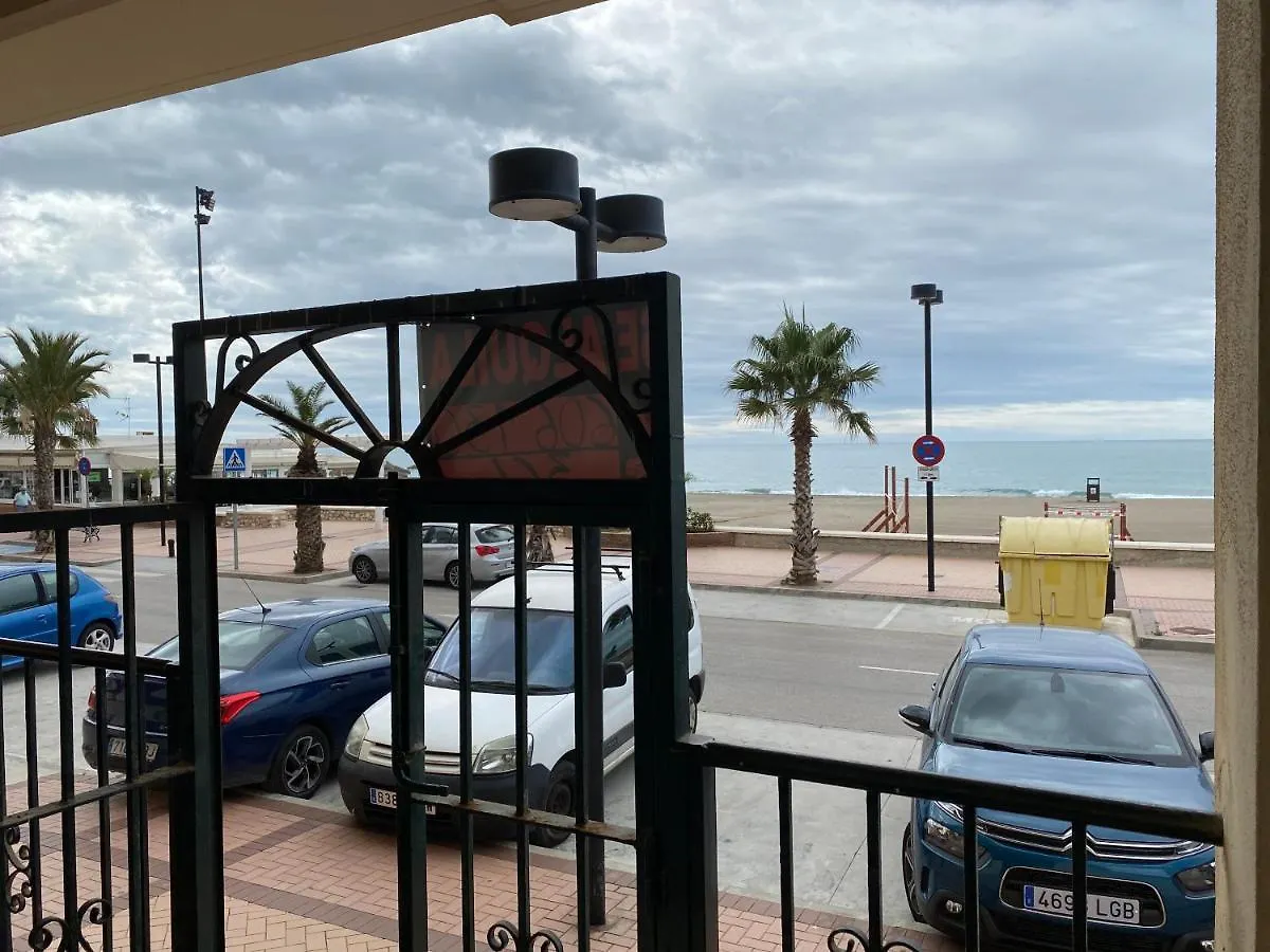 Apartment In 1St Line Beach 丰希罗拉 西班牙